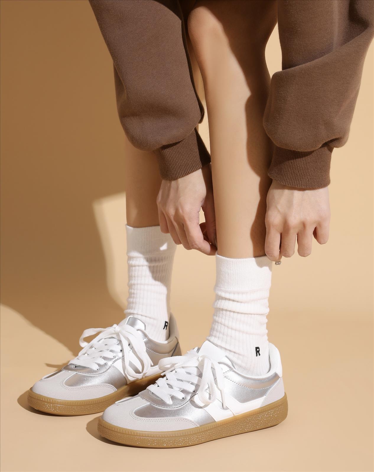 Schuhe