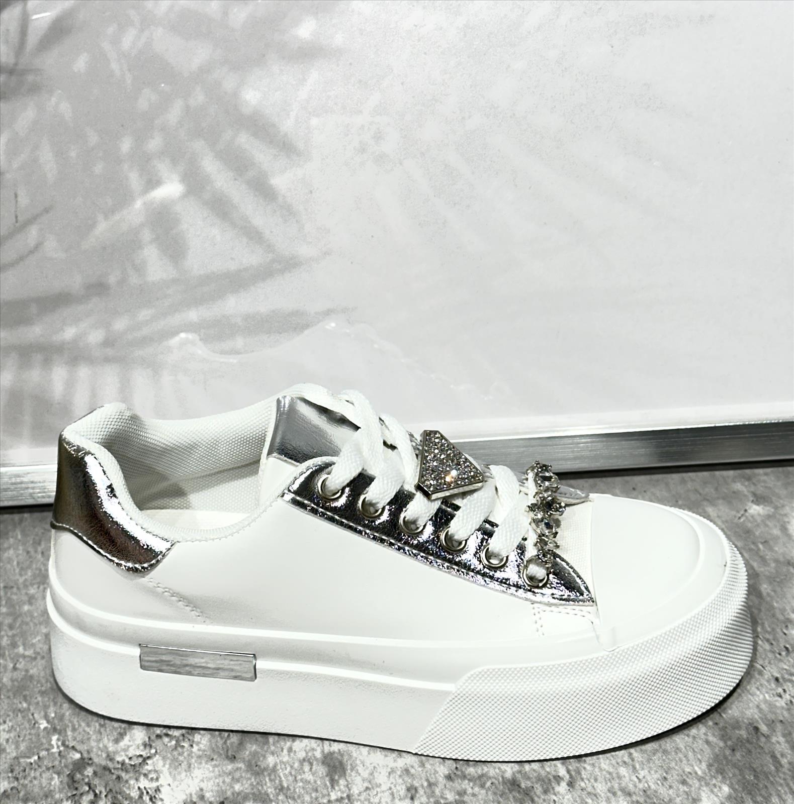 Schuhe
