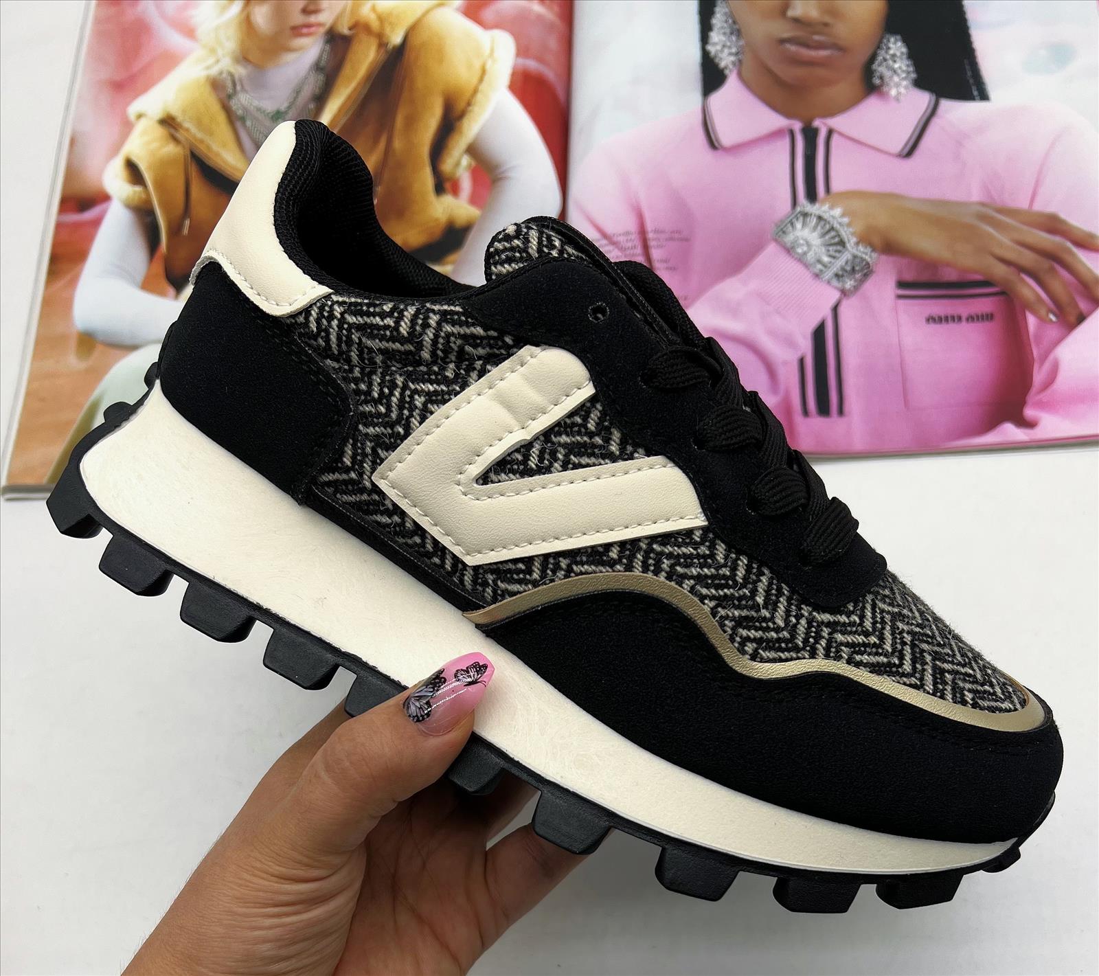 Schuhe