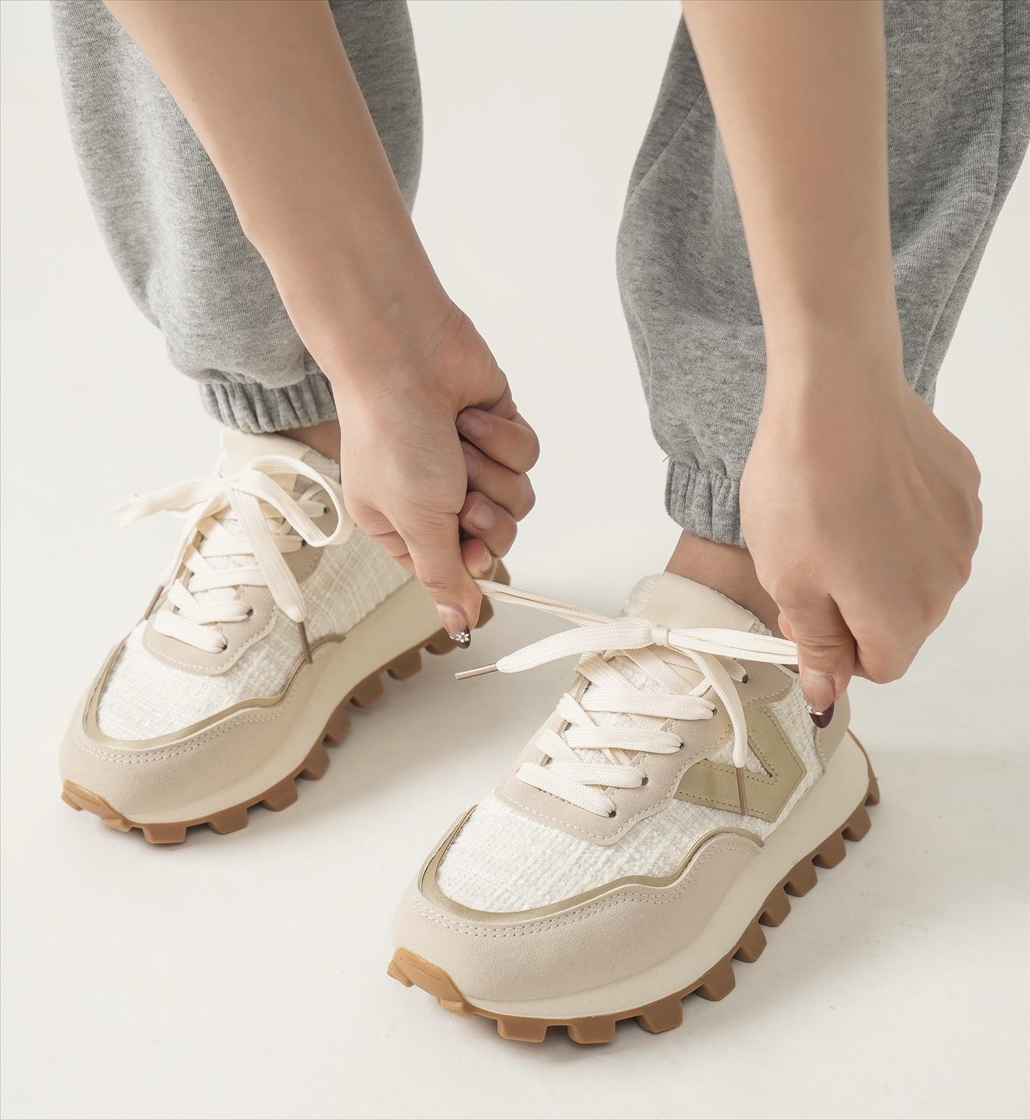 Schuhe