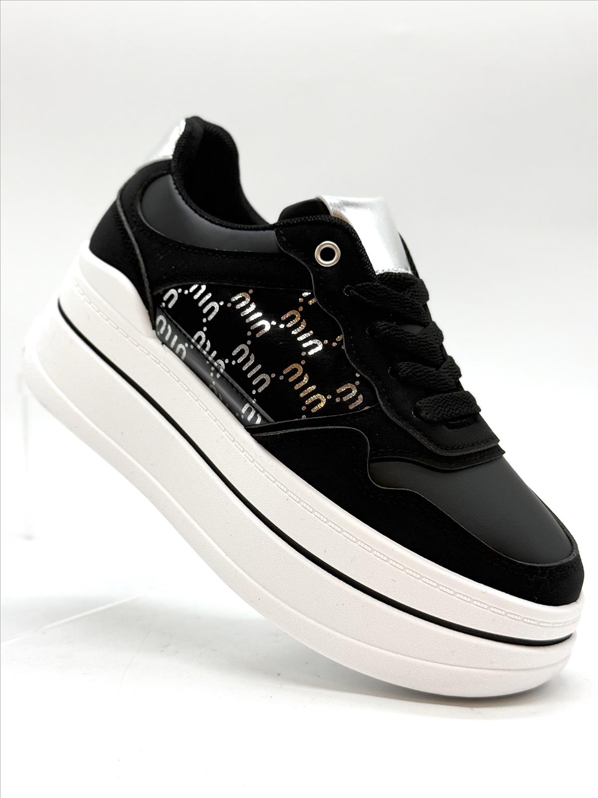 Schuhe
