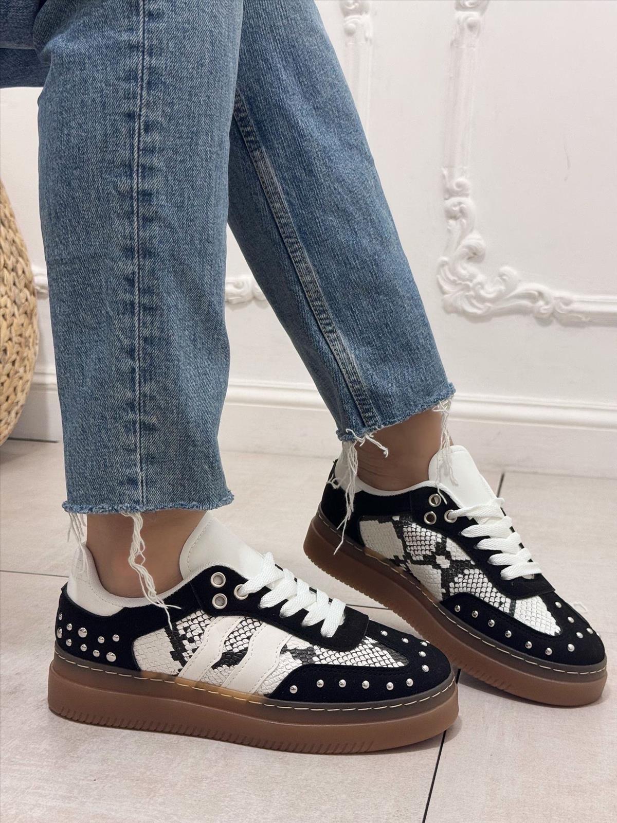 Schuhe