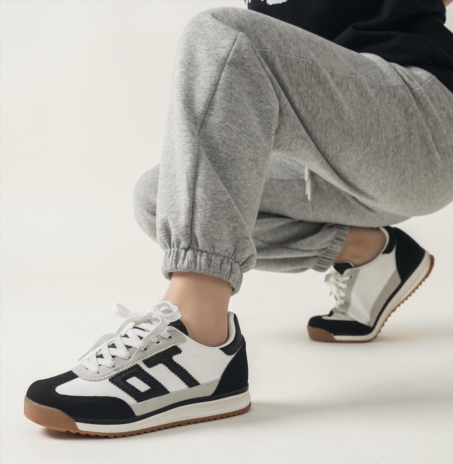 Schuhe