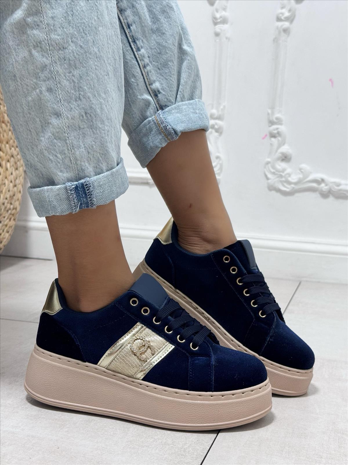 Schuhe