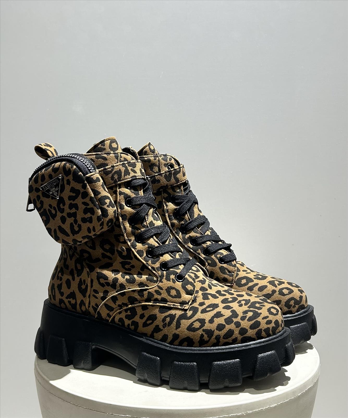 Schuhe
