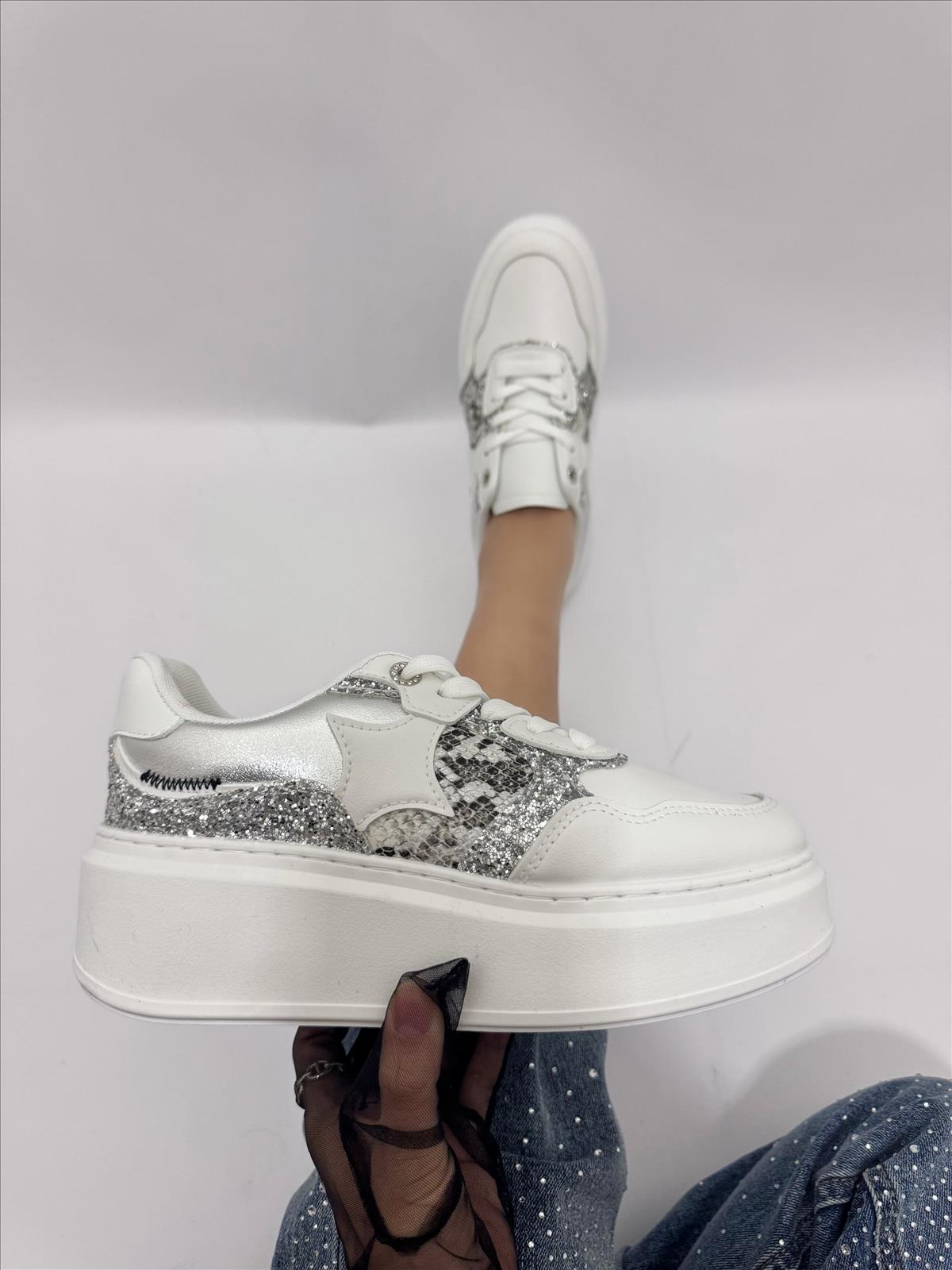 Schuhe