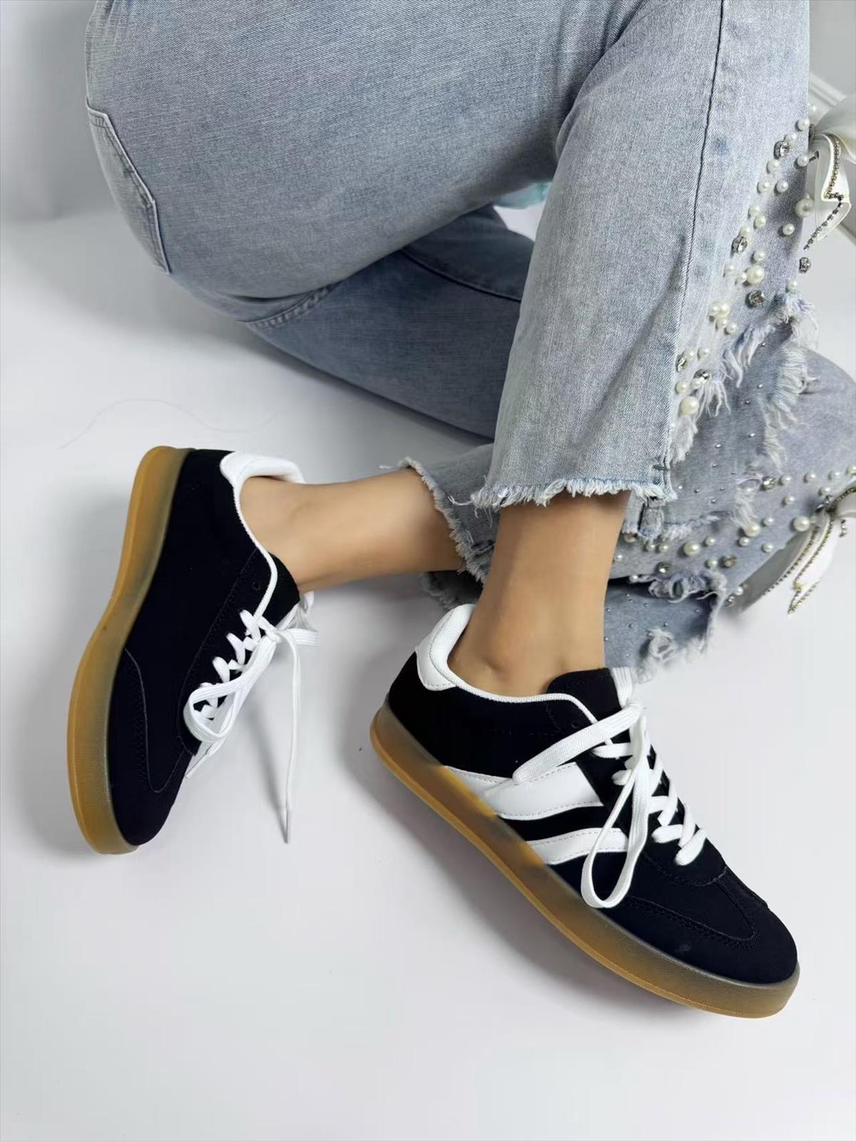 Schuhe