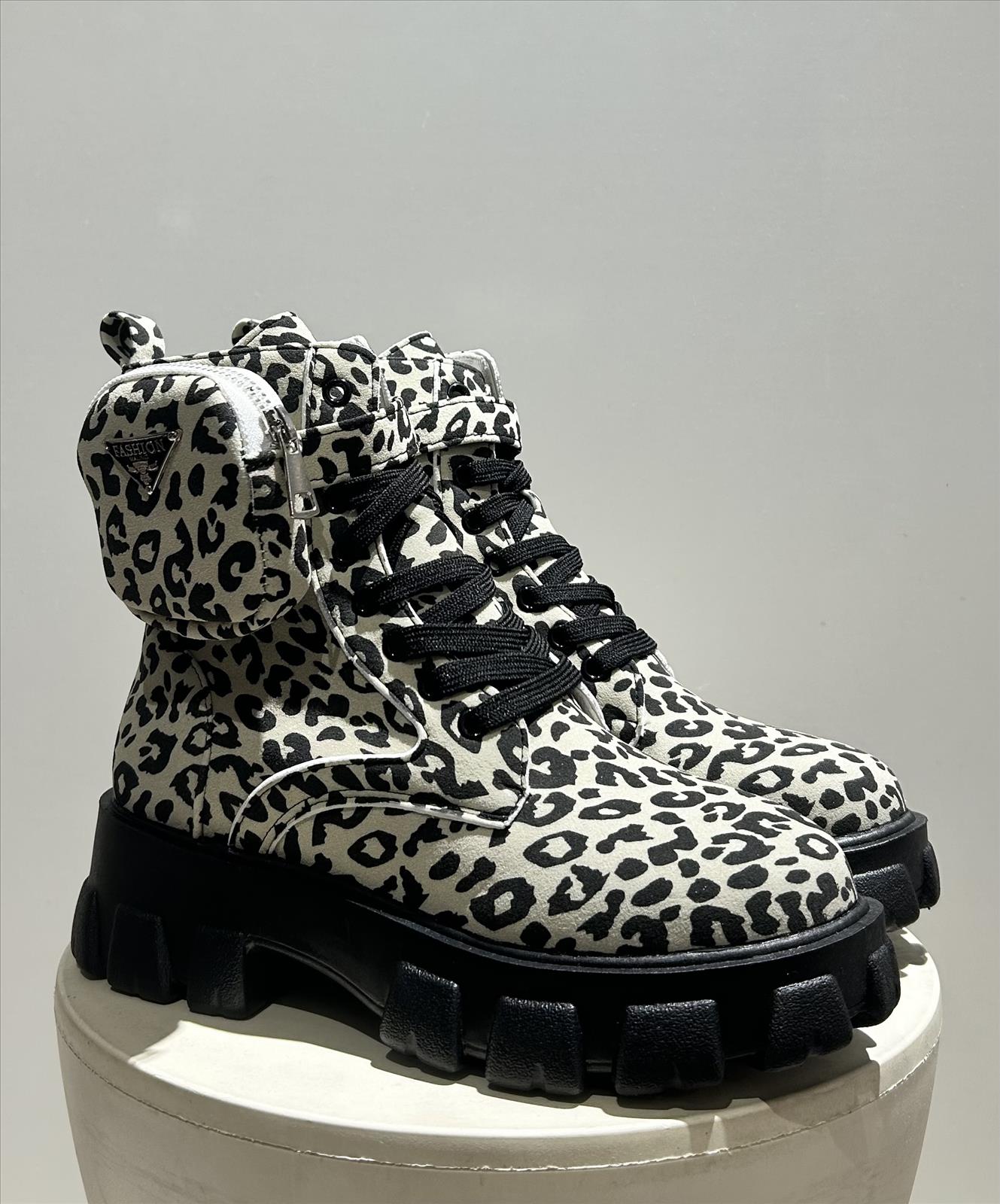 Schuhe