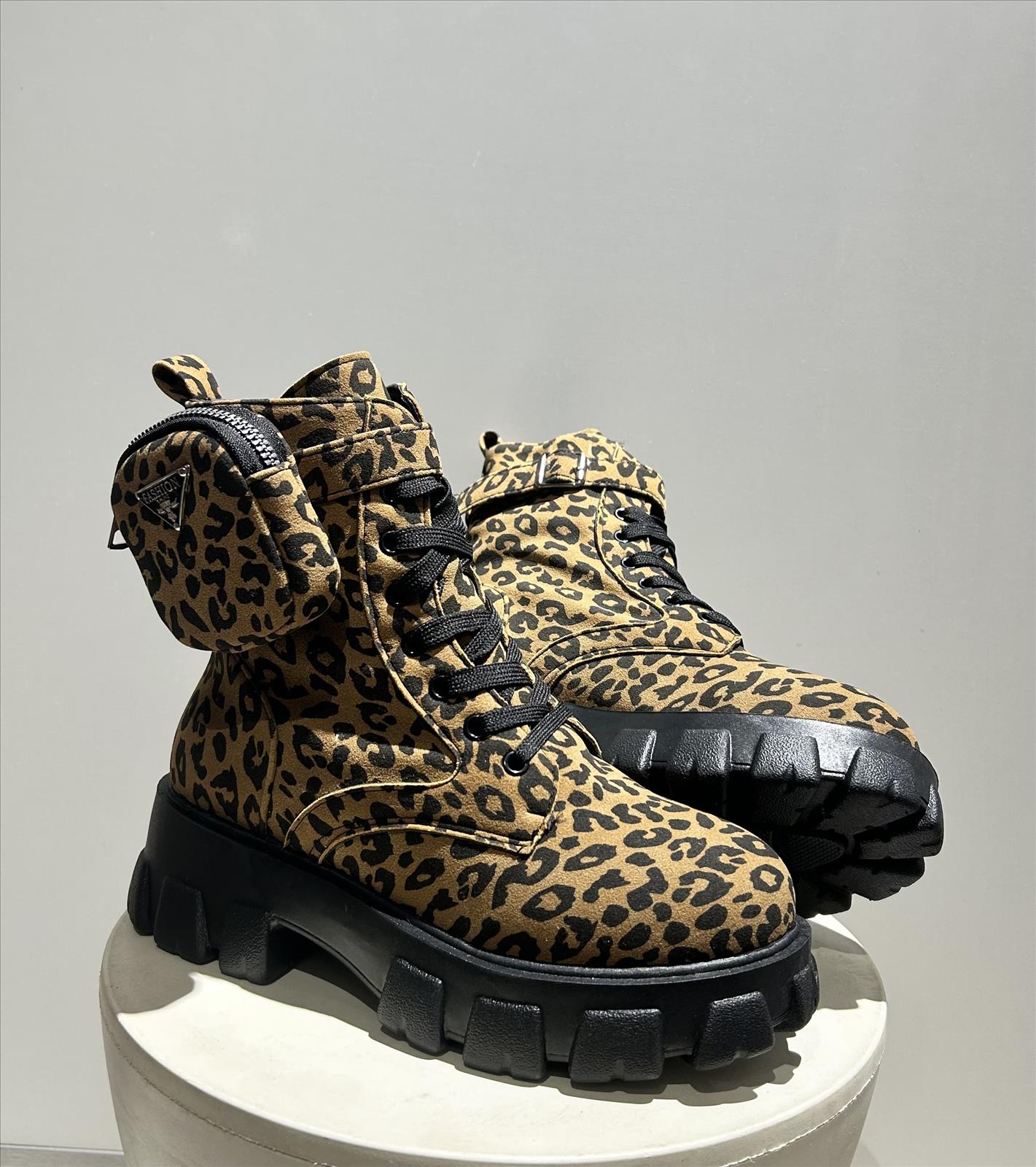 Schuhe