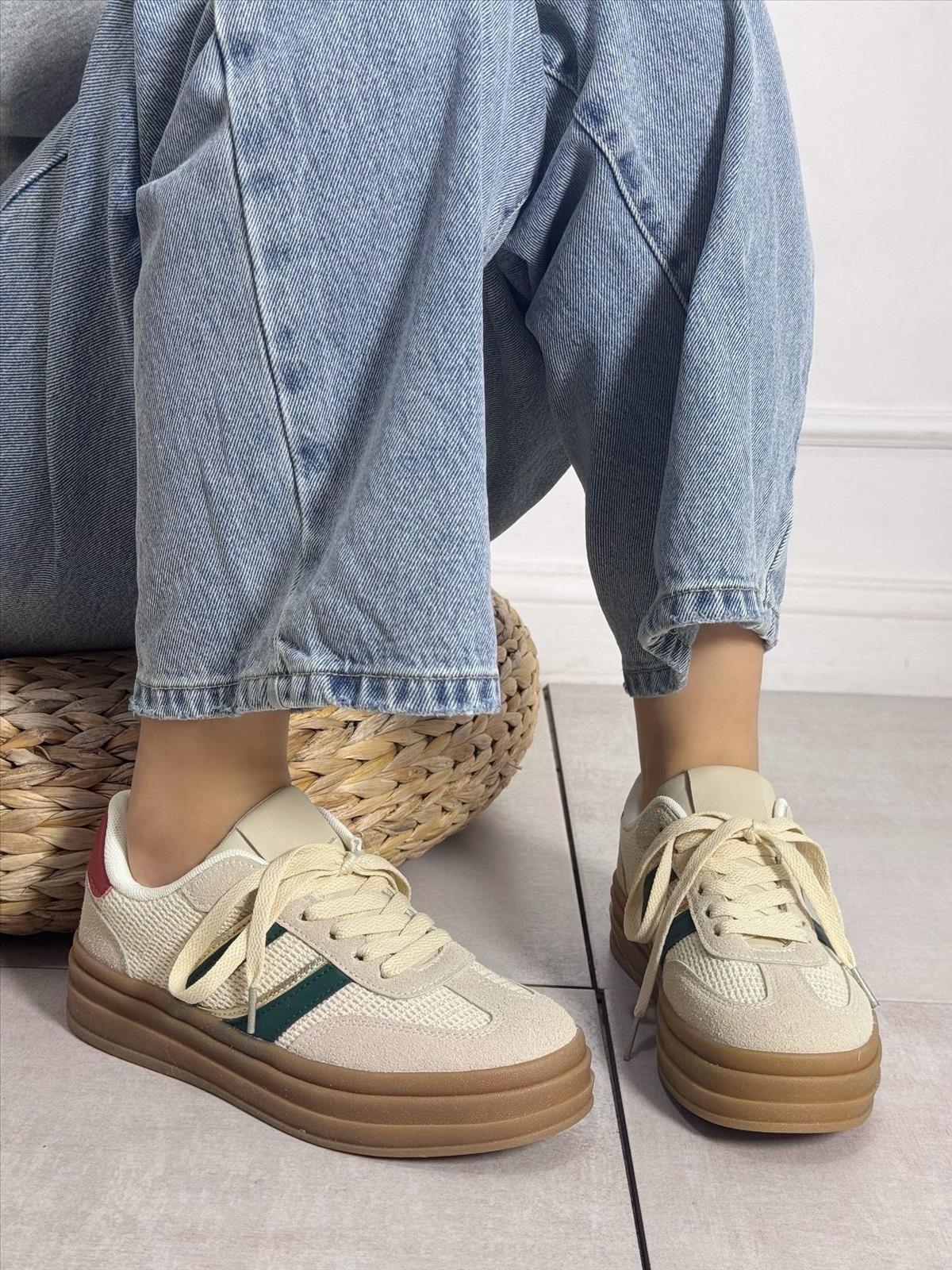 Schuhe