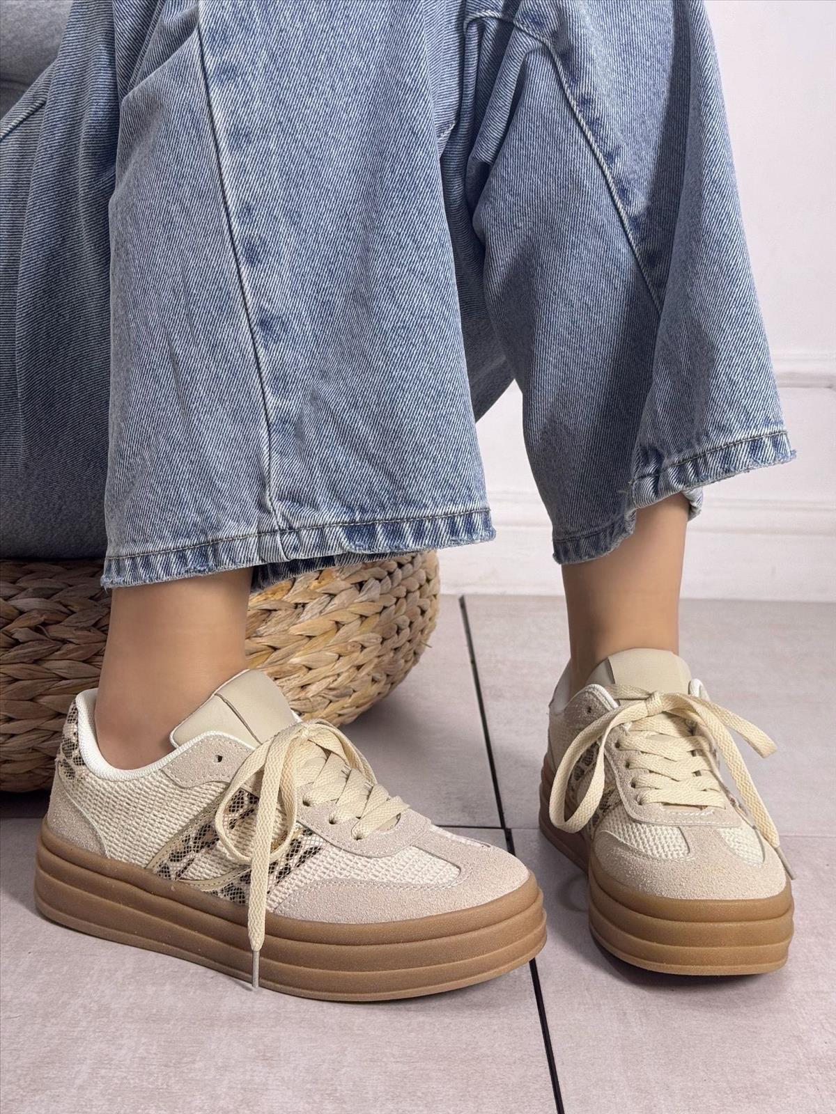 Schuhe