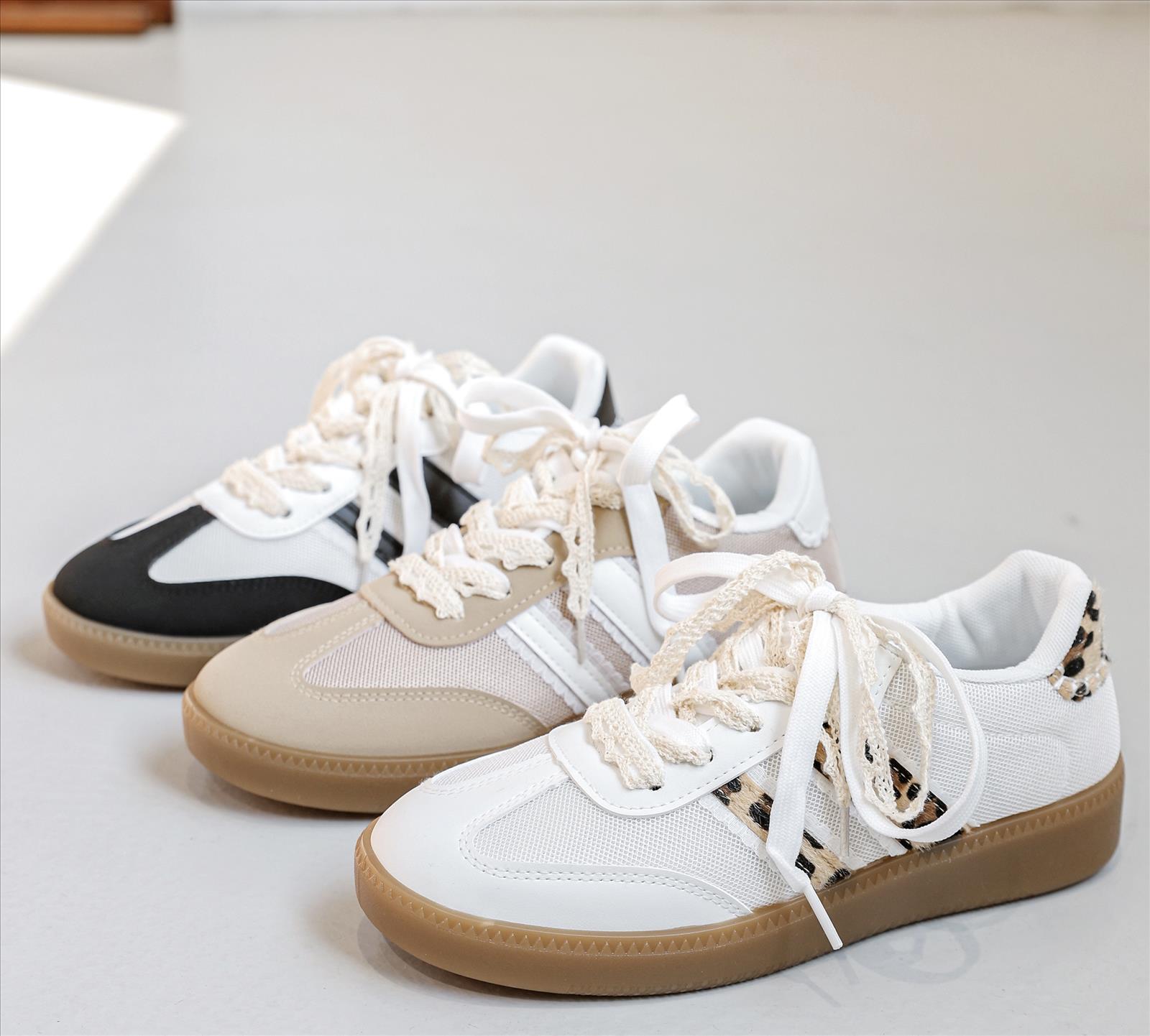 Schuhe