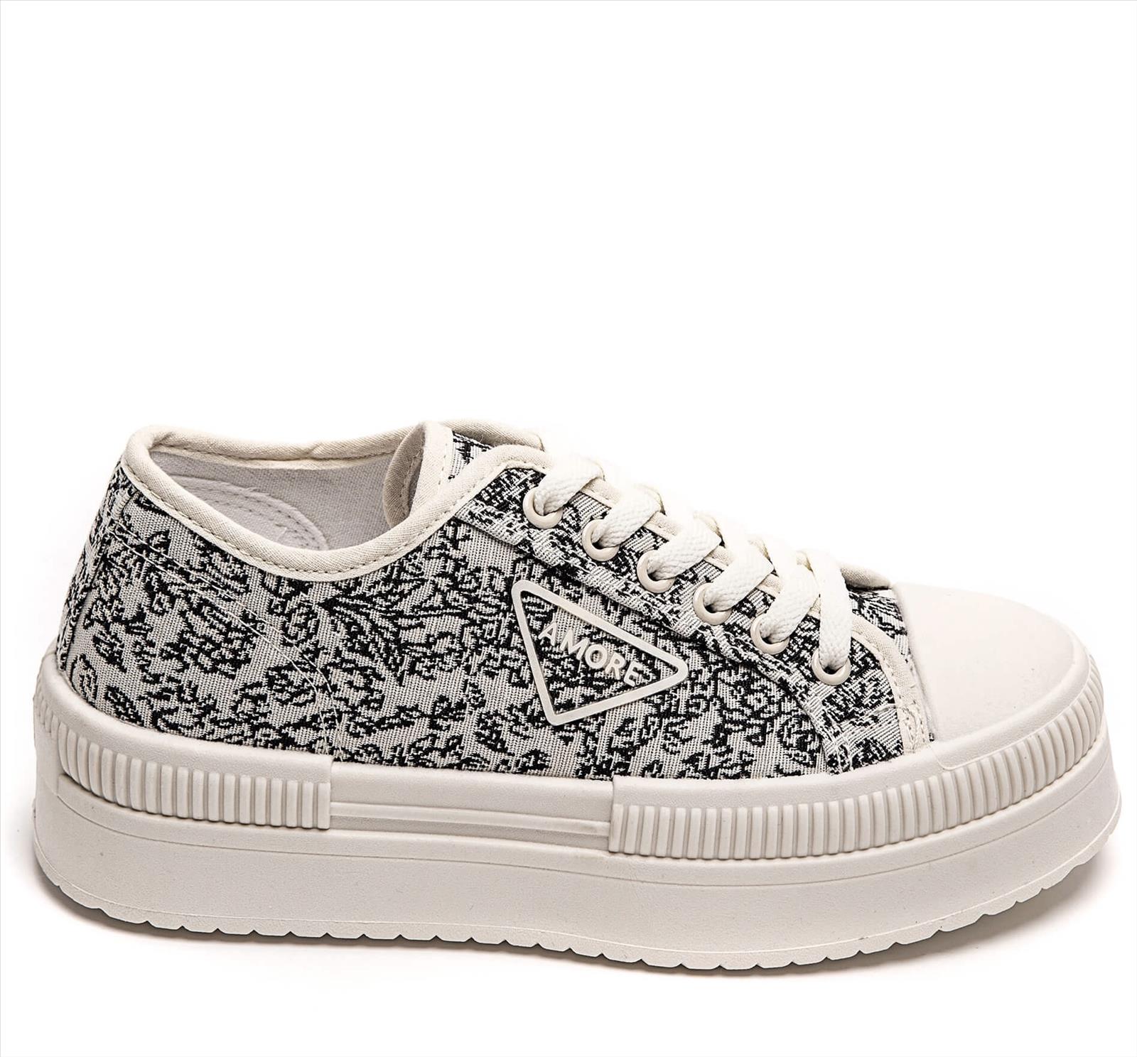 Schuhe